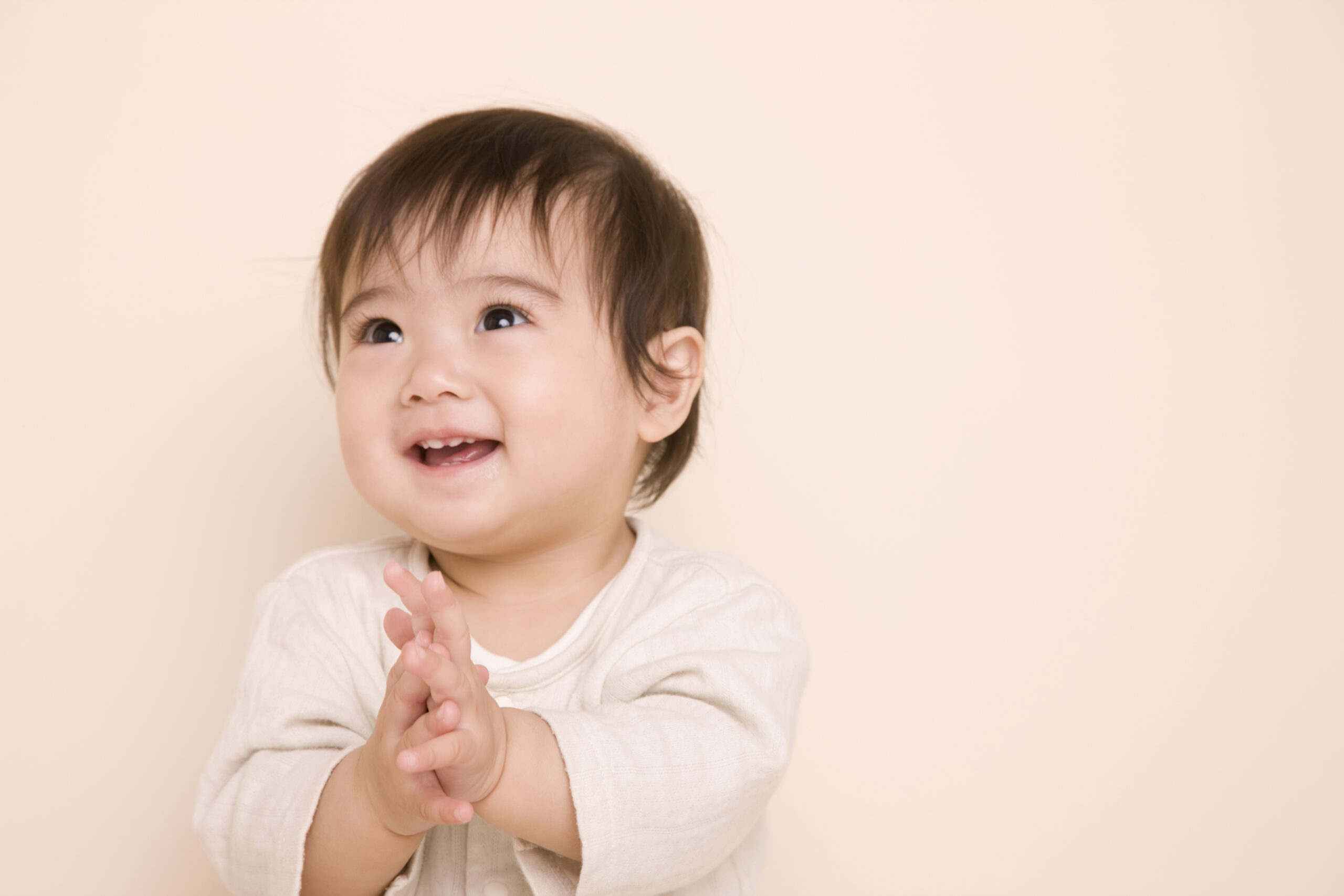 子どもの歯医者さんデビューはいつ？早めに受診するメリットについて解説